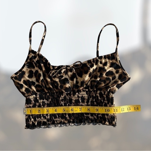 Timing leopard print tie front spaghetti strap crop top size S - Picture 4 of 7